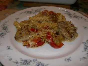 Rezept: Nudelgratin mit Schweinefilet Nudelgratin mit Schweinefilet - Rezept