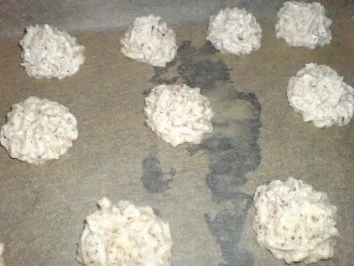 Rezept: Haselnussmakronen Bild Nr. 13 Haselnussmakronen - Rezept - Bild Nr. 13