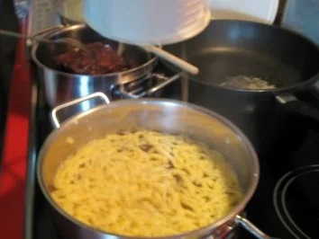 meine hausgemachten "Spätzle" - Rezept - Bild Nr. 3