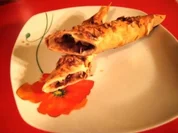 gefüllte Blätterteig - Rollen - Rezept