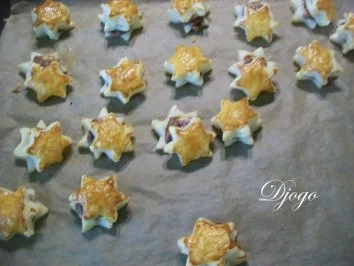 Rezept: Schoko Sterne Bild Nr. 6 Schoko Sterne - Rezept - Bild Nr. 6