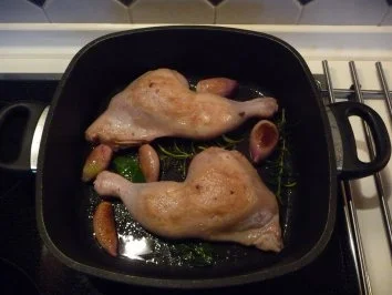 Hähnchenkeulen Bauernart - Rezept