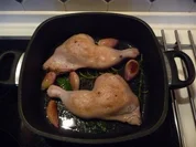 Hähnchenkeulen Bauernart - Rezept