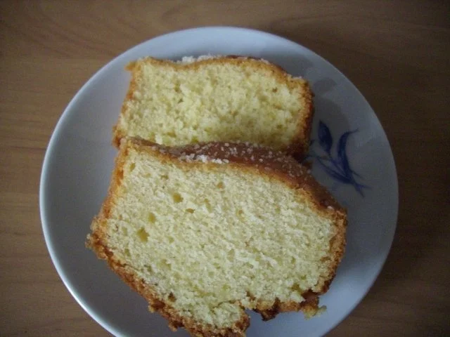 Rezept: Sahnerührkuchen Bild Nr. 2 Sahnerührkuchen - Rezept - Bild Nr. 2