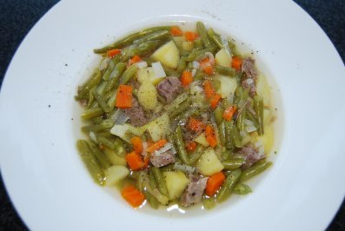 Suppen/Eintöpfe ~ Grüne Bohnensuppe - Rezept - kochbar.de