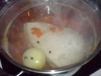 Rezept: Pochierte Pute mit Gemüse und Remouladensoße Bild Nr. 8 Pochierte Pute mit Gemüse und Remouladensoße - Rezept - Bild Nr. 8