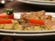 Schweinefilet mit Rösti und Rahmsoße, dazu Feldsalat mit Speck (André Dietz) - Rezept