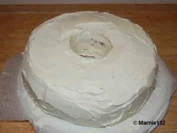 Rezept: Frankfurter Kranz - mal etwas leichter Bild Nr. 13 Frankfurter Kranz - mal etwas leichter - Rezept - Bild Nr. 13