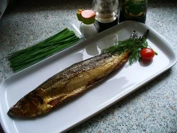 Rezept: Bücklingssalat Bild Nr. 2 Bücklingssalat - Rezept - Bild Nr. 2