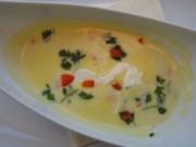 Maiscrémesuppe mit Paprika und Kerbel - Rezept