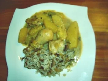 Hähnchen mit Kartoffel-Zucchini-Gemüse - Rezept