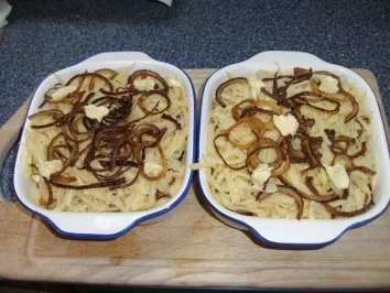 Rezept: Käsespätzle mit Röstzwiebeln Bild Nr. 3 Käsespätzle mit Röstzwiebeln - Rezept - Bild Nr. 3