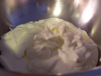 Rezept: Hell - Dunkel - Torte mit Mandarinencreme Bild Nr. 13 Hell - Dunkel - Torte mit Mandarinencreme - Rezept - Bild Nr. 13