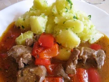 Rezept: Cordero chilindrón - Lammragout mit Paprika Bild Nr. 3 Cordero chilindrón - Lammragout mit Paprika - Rezept - Bild Nr. 3