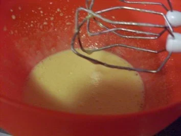 Rezept: Vanilleflammerie mit Himbeer - Granatapfelsauce Bild Nr. 6 Vanilleflammerie mit Himbeer - Granatapfelsauce - Rezept - Bild Nr. 6