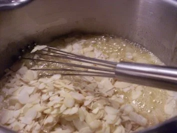 Bienenstich - Blechkuchen - Rezept - Bild Nr. 5