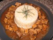 Einfaches Gulasch mit Butterreis - Rezept