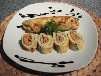 Rezept: Pfannkuchen mit Dill-Frischkäse und Lachs Pfannkuchen mit Dill-Frischkäse und Lachs - Rezept