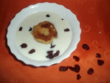 Rezept: Vanillesuppe mit Grießtaler Bild Nr. 2 Vanillesuppe mit Grießtaler - Rezept - Bild Nr. 2