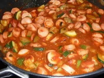 Wurstgulasch auf Gnocchi überbacken - Rezept - Bild Nr. 9