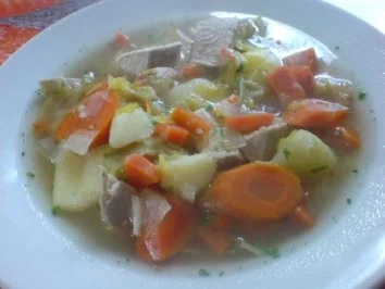 Rezept: Gemüsesuppe mit Putenfleisch Bild Nr. 2 Gemüsesuppe mit Putenfleisch - Rezept - Bild Nr. 2