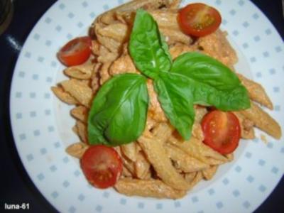 Rezept: PENNE ALLA PANCETTA E RICOTTA PENNE ALLA PANCETTA E RICOTTA - Rezept