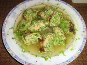 Spinat-Lachs-Flädle-Suppe - Rezept