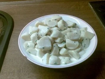 Zweierlei Seelachsfilet mit Kartoffelsalat - Rezept - Bild Nr. 3