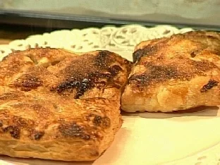 Apfeltaschen mit Vanillesoße - Rezept