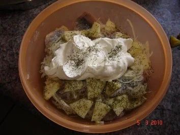 Rezept: Fisch : Matjes mit Frischkäse-Sauce Bild Nr. 3 Fisch : Matjes mit Frischkäse-Sauce - Rezept - Bild Nr. 3