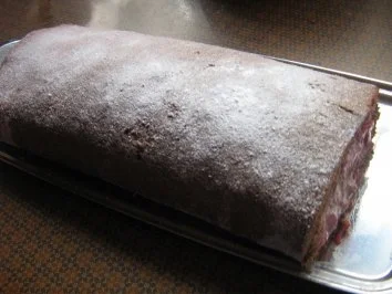 Schoko-Biskuitrolle mit Himbeeren - Rezept - Bild Nr. 8