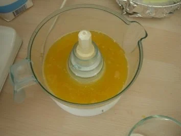 Lavendelparfait mit marinierten Orangen - Rezept - Bild Nr. 2