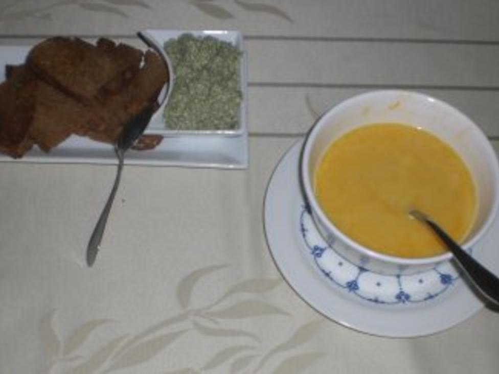 Kürbisrahmsuppe - Rezept mit Bild - kochbar.de