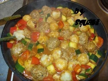 Gemüseragout mit Hackbällchen und Knödeln - Rezept - Bild Nr. 9