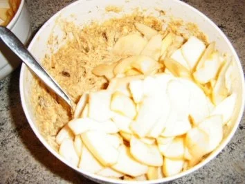 Rezept: Apfel-Nuss-Kuchen Bild Nr. 6 Apfel-Nuss-Kuchen - Rezept - Bild Nr. 6