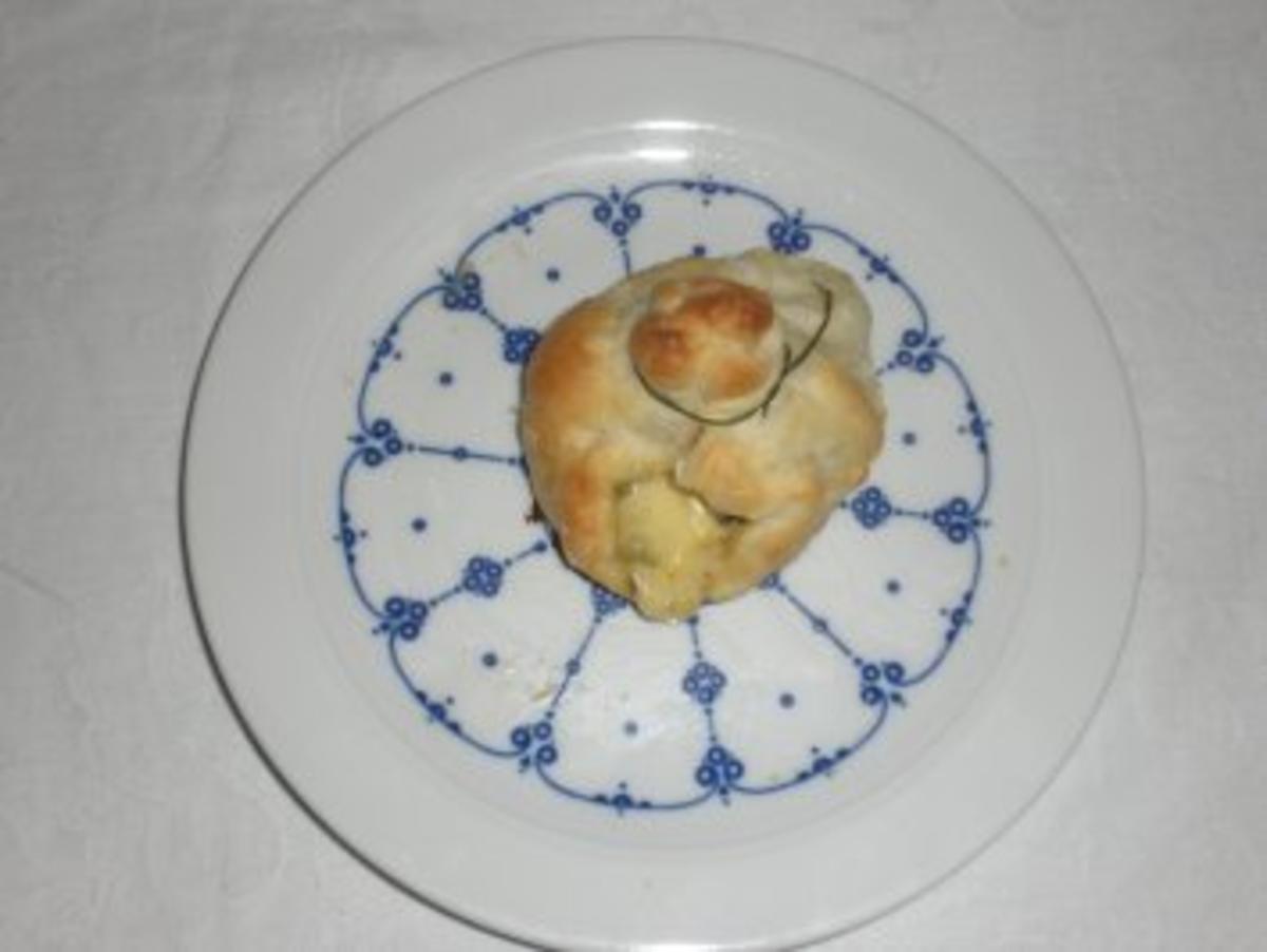 Blätterteigsäckchen mit Zuchini- Champignon Füllung - Rezept