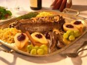 Rehrücken im Crepeteig gegart mit cassis -Apfelfilets und wirsingtörtchen - Rezept - Bild Nr. 4