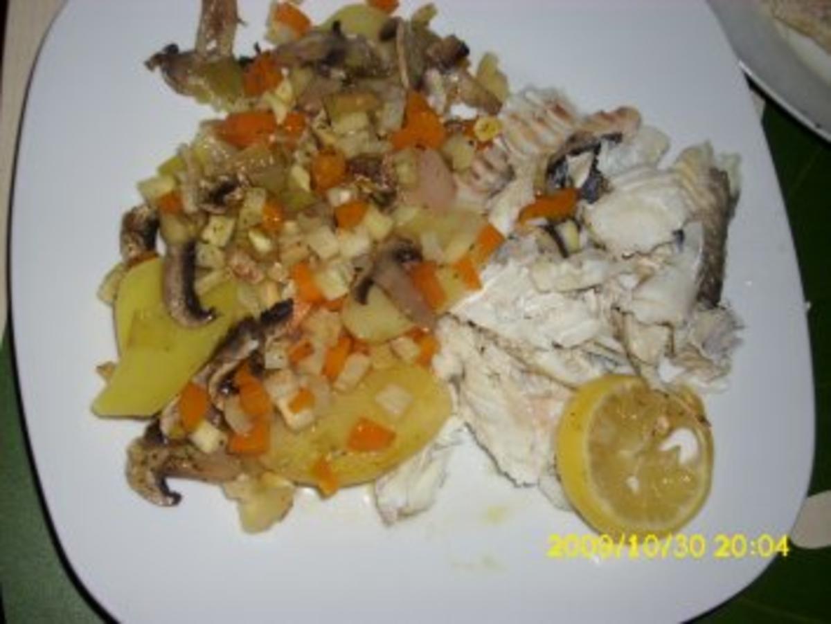 Fisch: Schellfisch im Kartoffel-Gemüsebett - Rezept - Bild Nr. 6