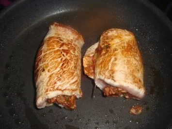 Rezept: Fleischgerichte: Feine Kalbsröllchen Bild Nr. 3 Fleischgerichte: Feine Kalbsröllchen - Rezept - Bild Nr. 3