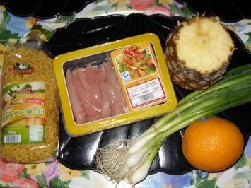 Rezept: Süß-Scharfes-Hähncheninnenbrustfilet mit Gabelspaghetti Bild Nr. 2 Süß-Scharfes-Hähncheninnenbrustfilet mit Gabelspaghetti - Rezept - Bild Nr. 2