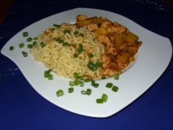 Rezept: Süß-Scharfes-Hähncheninnenbrustfilet mit Gabelspaghetti Bild Nr. 8 Süß-Scharfes-Hähncheninnenbrustfilet mit Gabelspaghetti - Rezept - Bild Nr. 8