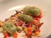 Rezept: Krรคuter-Gnocchi mit Gazpacho-Dressing Bild Nr. 9 Krรคuter-Gnocchi mit Gazpacho-Dressing - Rezept - Bild Nr. 9