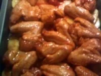 Rezept: Scharfe Hähnchenflügel auf Kartoffel-Kirschtomatenbett Bild Nr. 3 Scharfe Hähnchenflügel auf Kartoffel-Kirschtomatenbett - Rezept - Bild Nr. 3