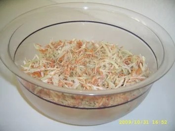 Rezept: Feiner Krautsalat Feiner Krautsalat - Rezept