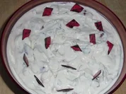 Schaumkuss - Nachtisch mit Schattenmorellen - Rezept