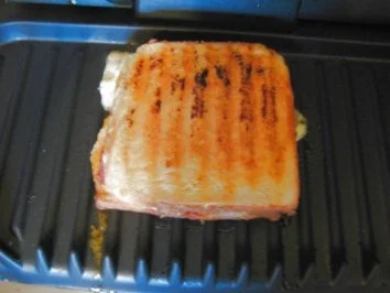 Rezept: mein 100. Rez- " PIZZA-SANDWICH " Bild Nr. 3 mein 100. Rez- " PIZZA-SANDWICH " - Rezept - Bild Nr. 3