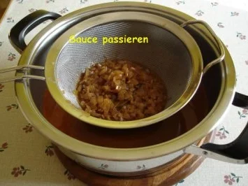 Rezept: Hähnchenschenkel mit süß-scharfer Rahmsauce Bild Nr. 5 Hähnchenschenkel mit süß-scharfer Rahmsauce - Rezept - Bild Nr. 5