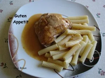 Rezept: Hähnchenschenkel mit süß-scharfer Rahmsauce Hähnchenschenkel mit süß-scharfer Rahmsauce - Rezept