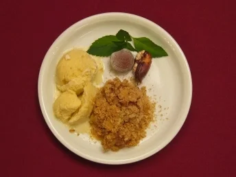 Rezept: Apple Crumble mit Vanilleeis - Robinsons Erfüllung Apple Crumble mit Vanilleeis - Robinsons Erfüllung - Rezept