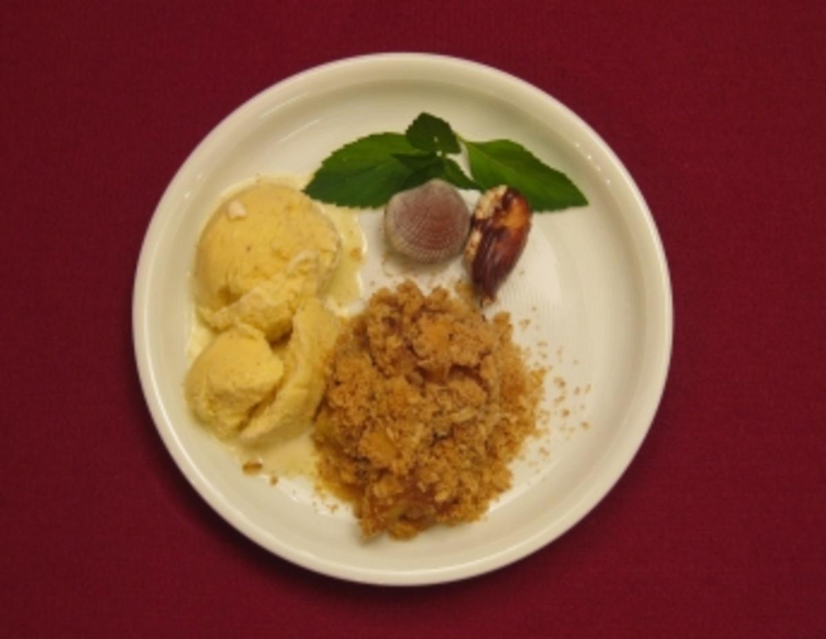 Apple Crumble mit Vanilleeis - Robinsons Erfüllung - Rezept - kochbar.de